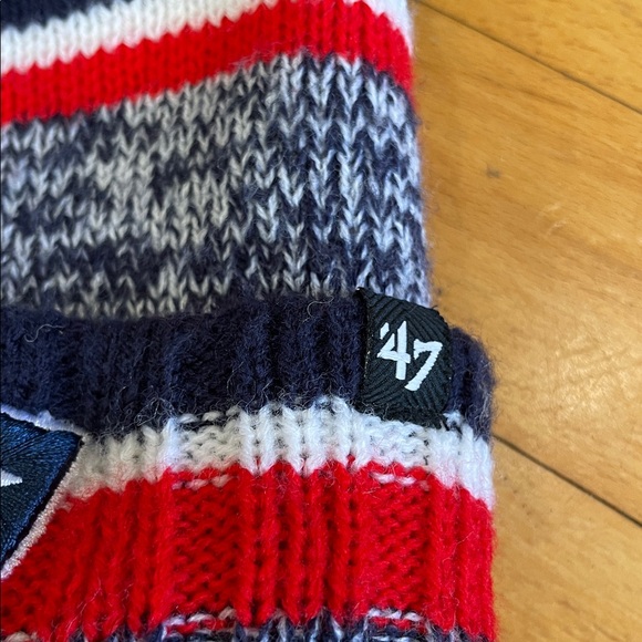 Kids Patriots Winter Hats - Picture 4 of 4